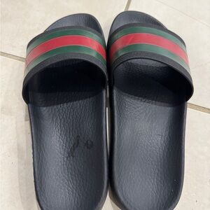 Gucci Rubber sandals size 8